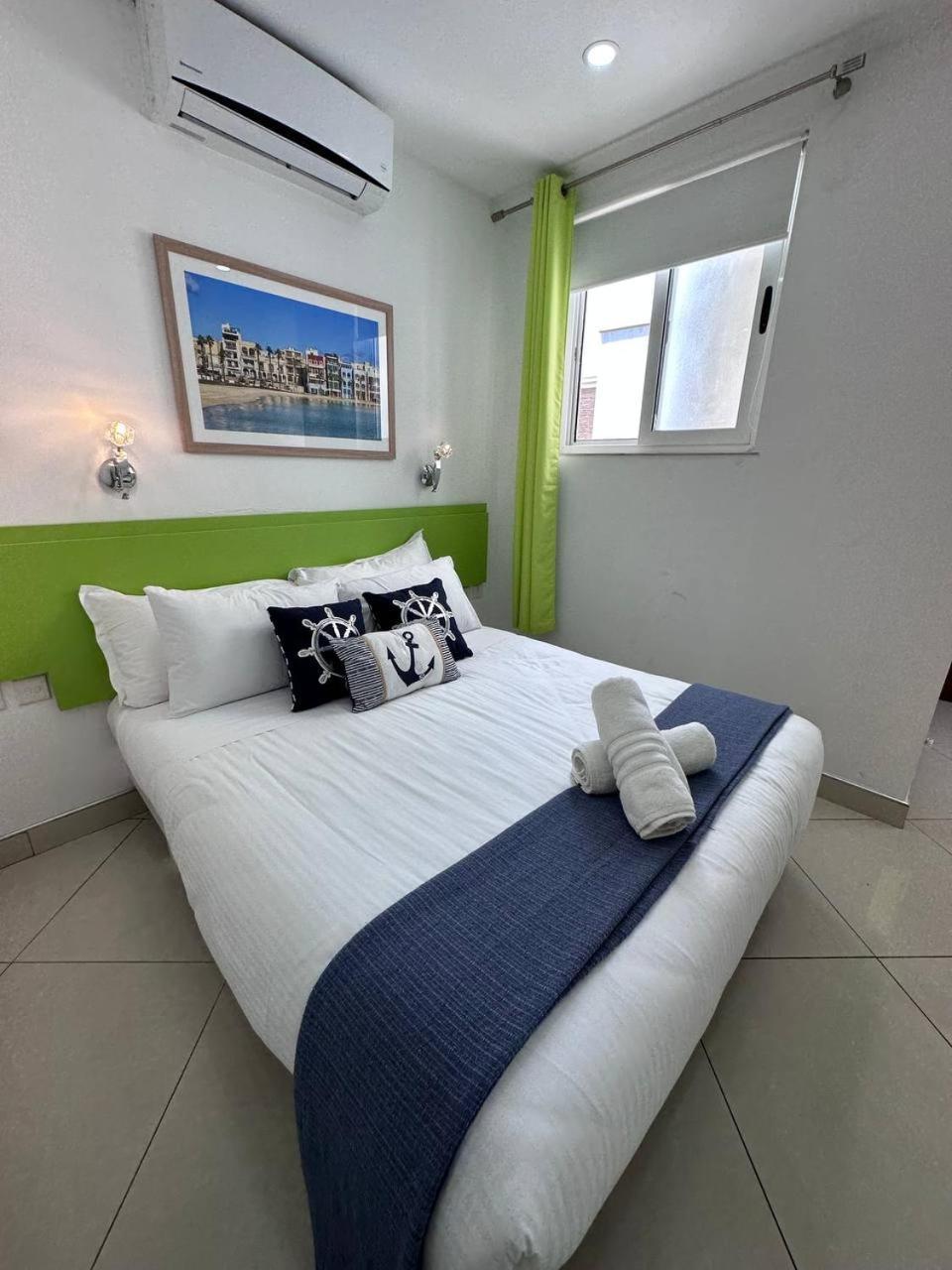 The Beach House Birżebbuġa Exteriör bild