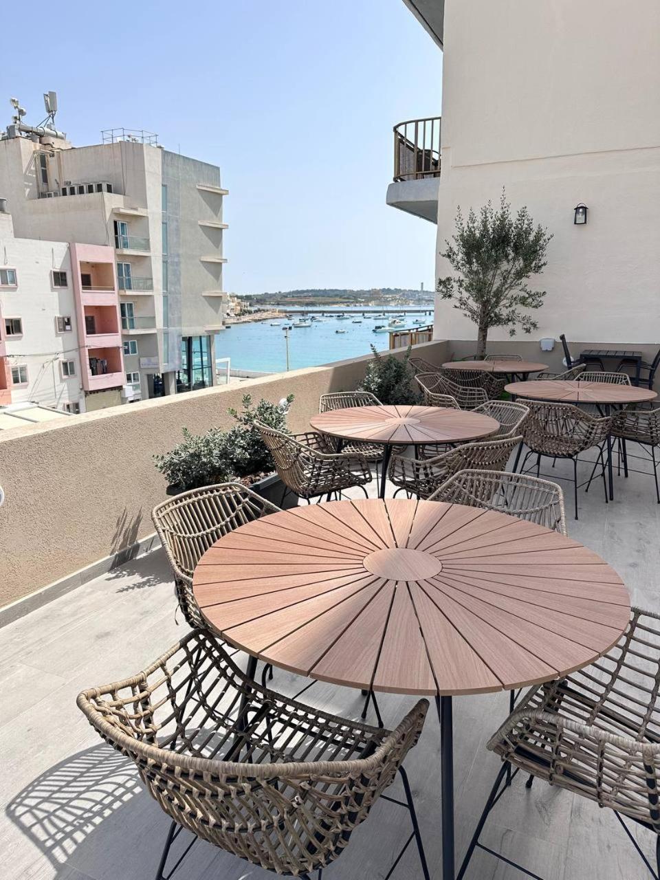 The Beach House Birżebbuġa Exteriör bild